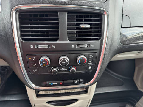 2014 Dodge Grand Caravan SE