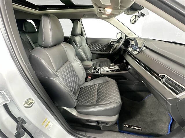 2023 Mitsubishi Outlander PHEV SEL