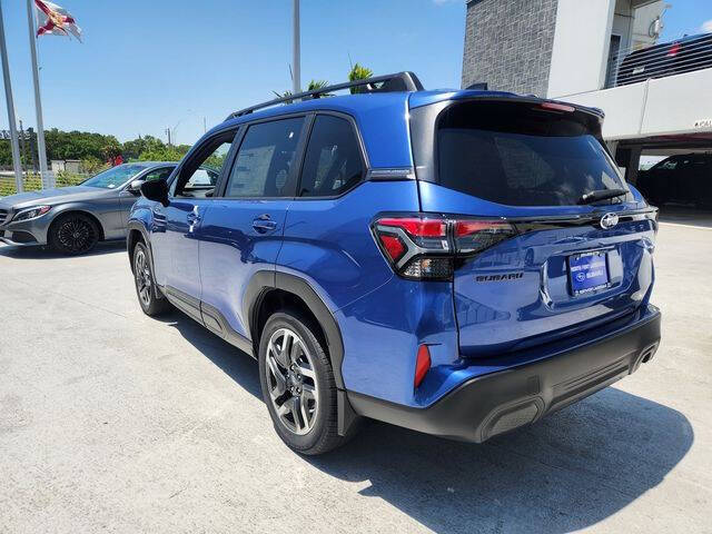 2025 Subaru Forester Premium Hybrid