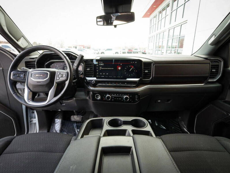 2023 GMC Sierra 1500