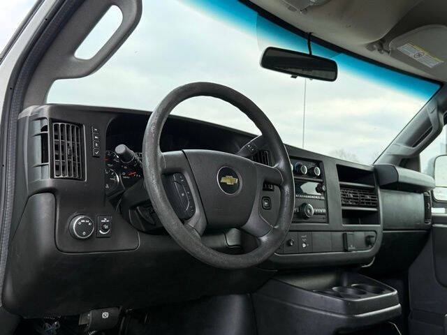 2017 Chevrolet Express 2500