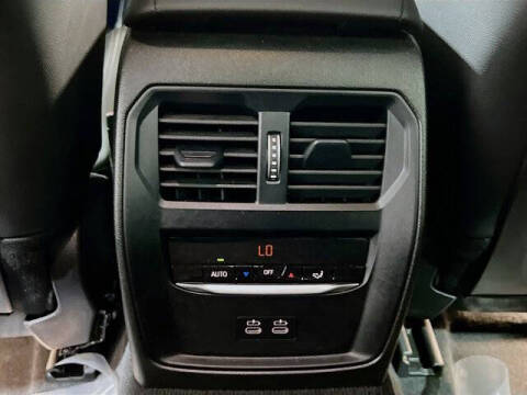 2024 BMW 3 Series 330i