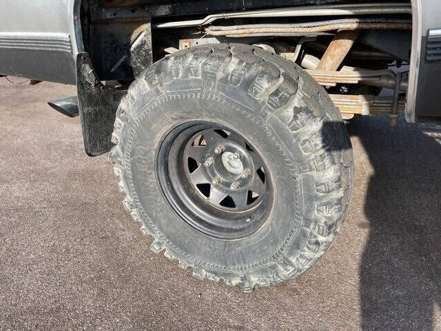 1990 GMC Suburban V1500