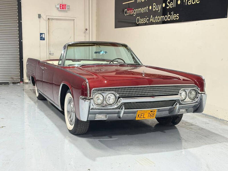 1961 Lincoln Continental