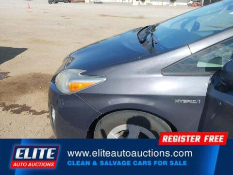 2011 Toyota Prius Two