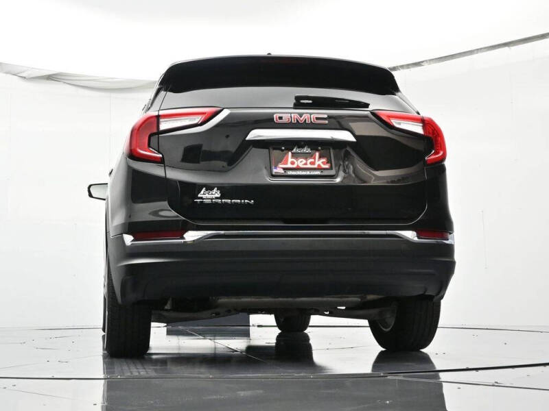 2023 GMC Terrain SLT