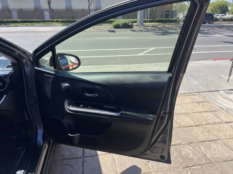 2016 Toyota Prius c