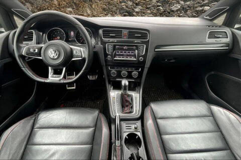 2015 Volkswagen Golf GTI S