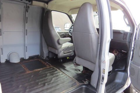 2017 GMC Savana 2500