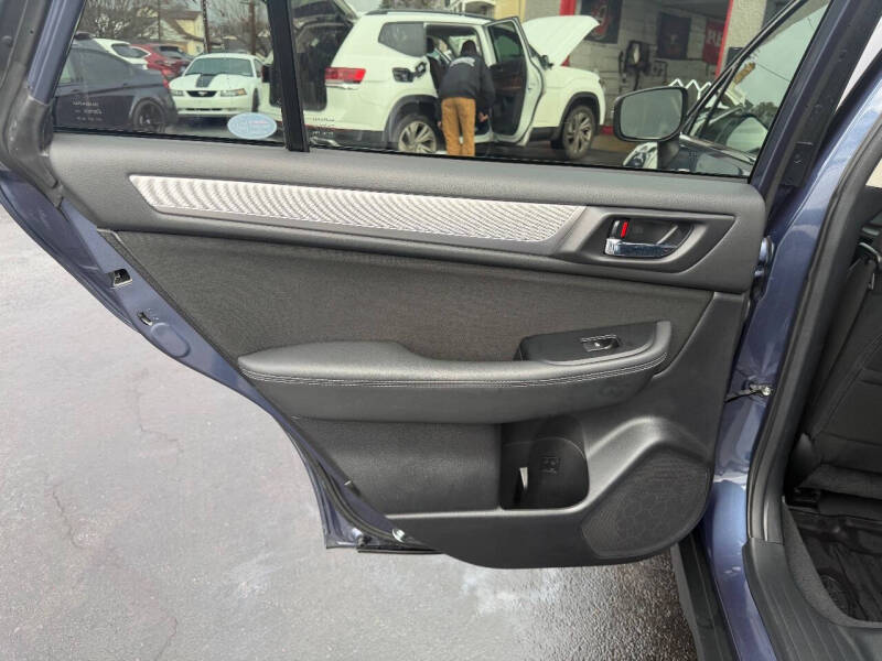 2018 Subaru Outback 2.5i Premium