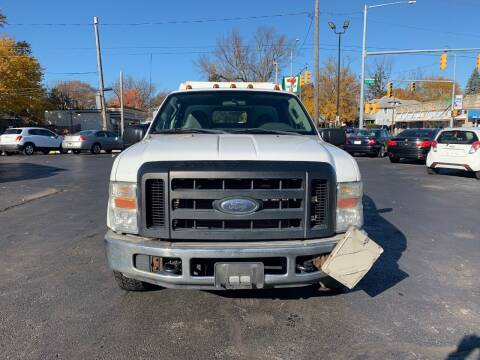 2008 Ford F-250 Super Duty for sale at DTH FINANCE LLC in Toledo OH