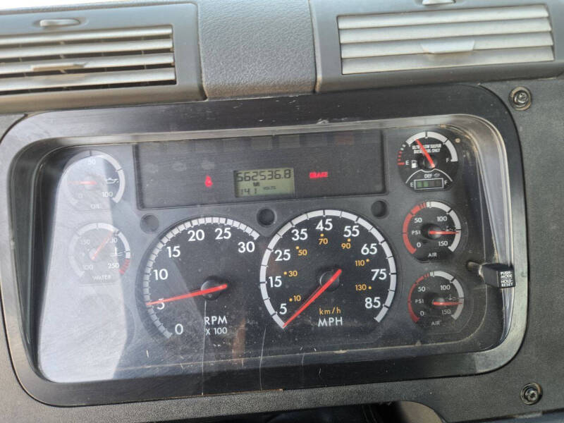 2016 Freightliner Cascadia