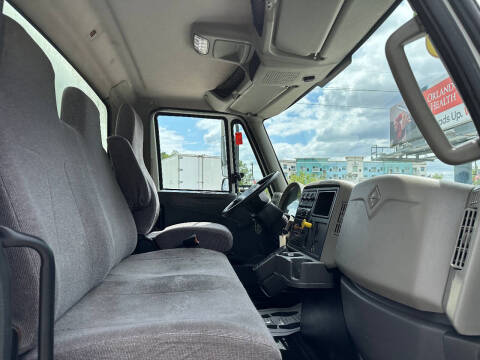 2018 International DuraStar 4300