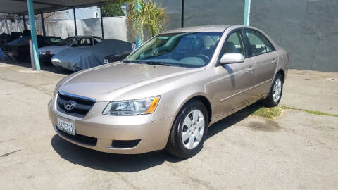 2007 Hyundai Sonata for sale at Valley Classic Motors in North Hollywood CA