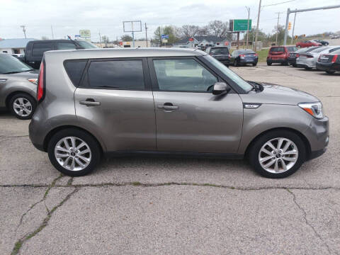 2019 Kia Soul +