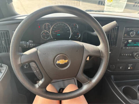 2024 Chevrolet Express 2500