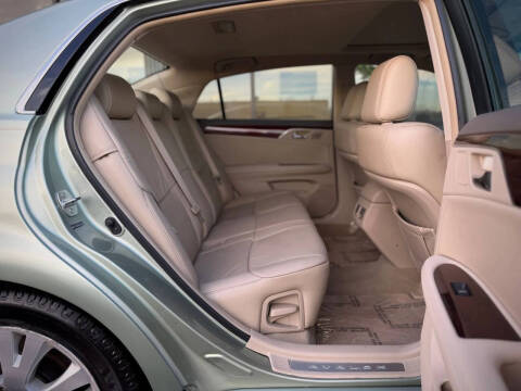 2010 Toyota Avalon