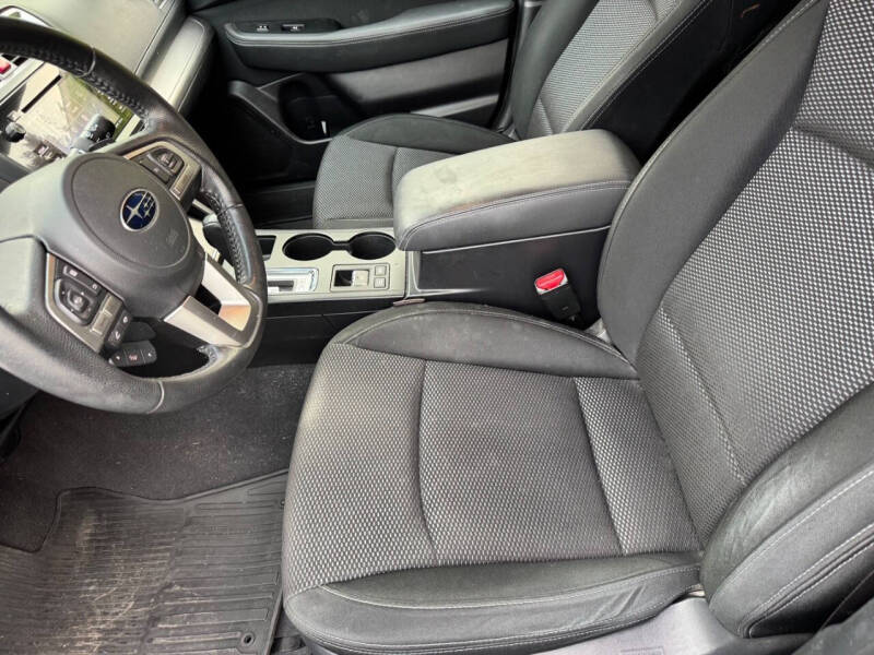 2017 Subaru Outback 2.5i Premium