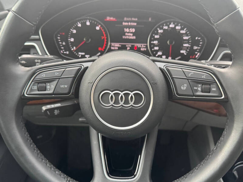 2021 Audi A4 quattro Premium 40 TFSI