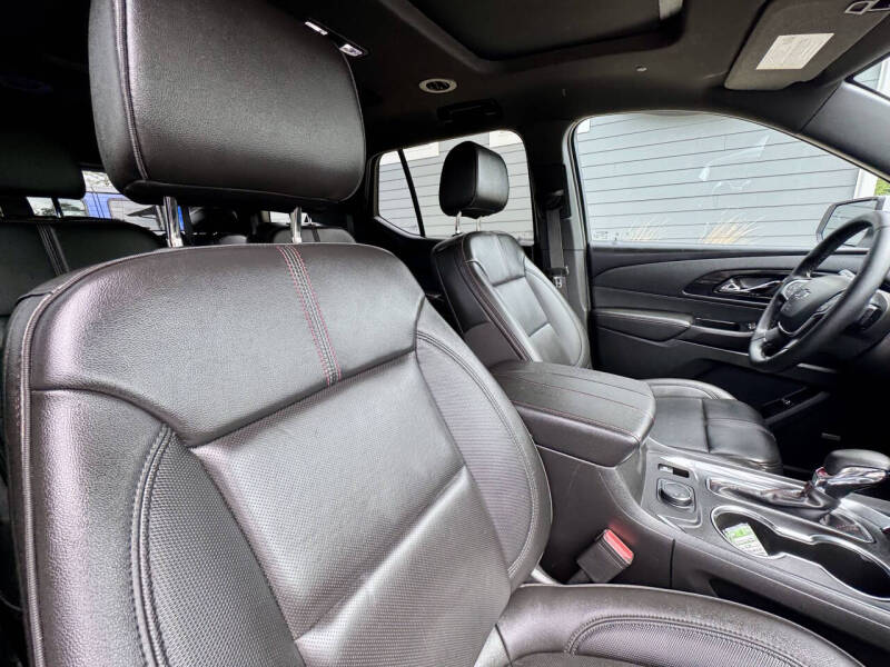 2023 Chevrolet Traverse RS