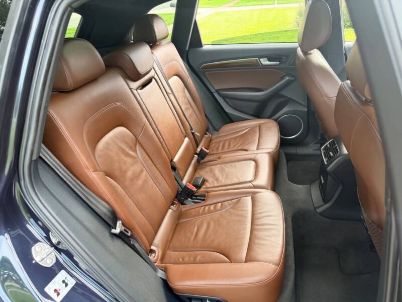 2017 Audi Q5 2.0T quattro Premium Plus