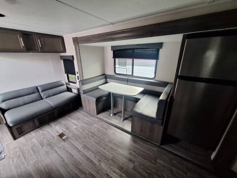 2021 Forest River Viking 262bhs