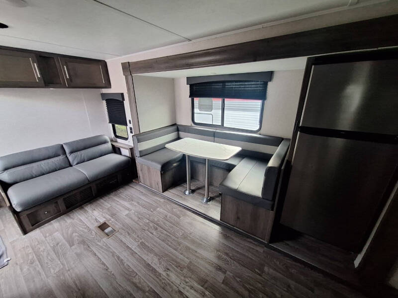 2021 Forest River Viking 262bhs