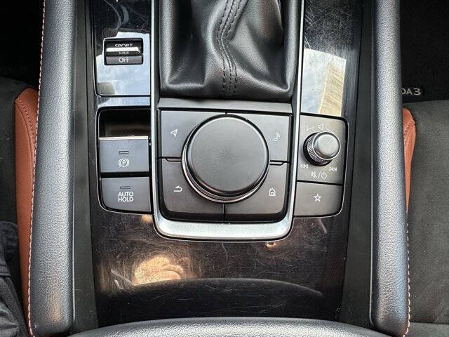 2024 Mazda Mazda3 Hatchback 2.5 Carbon Turbo