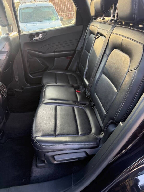 2021 Ford Escape SEL