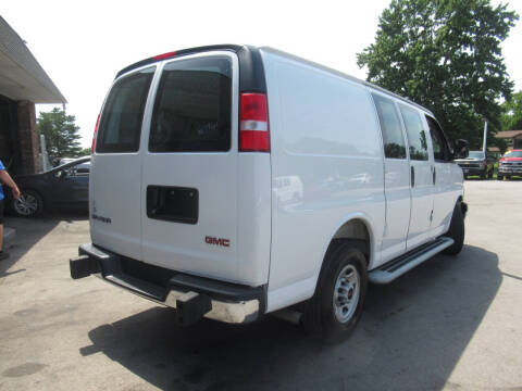 2025 GMC Savana 2500