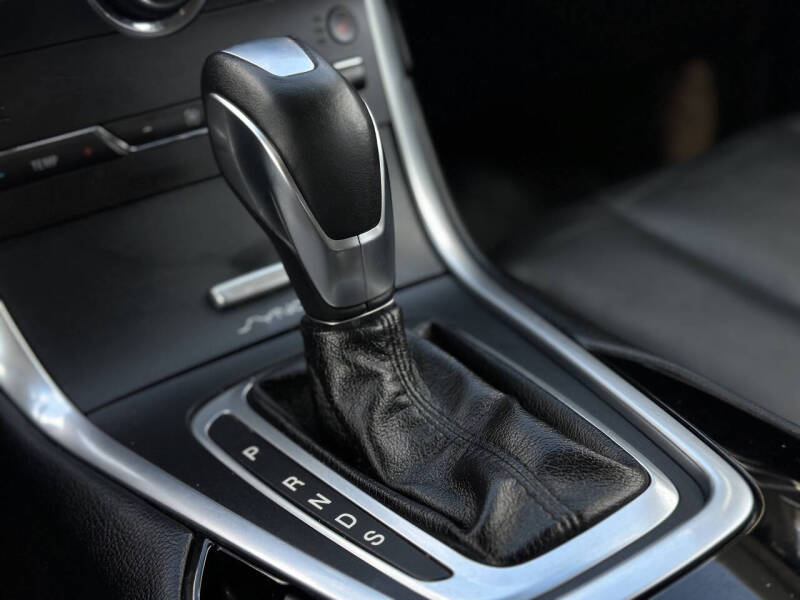 2015 Ford Edge Titanium