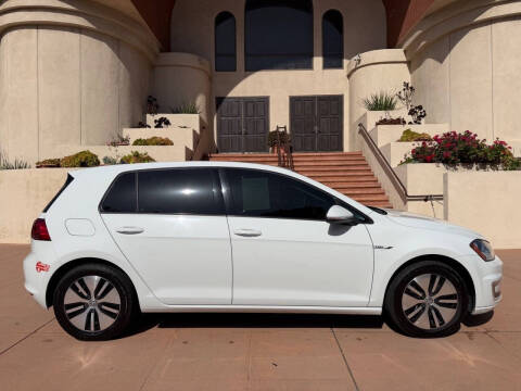 2016 Volkswagen e-Golf SE