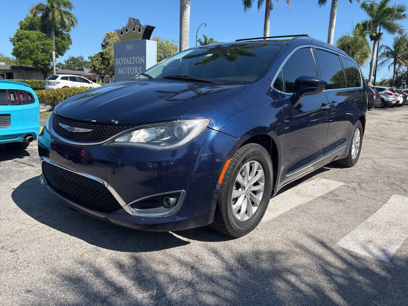 2018 Chrysler Pacifica Touring L