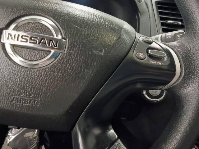 2019 Nissan Pathfinder S