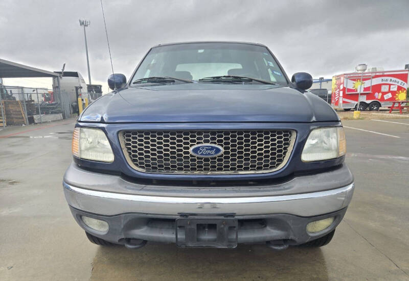 2002 Ford F-150 XLT photo 5