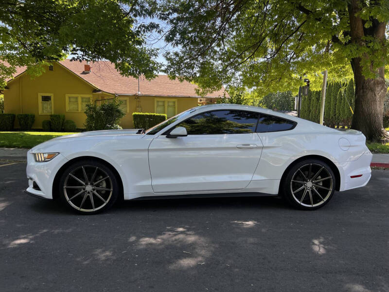 2015 Ford Mustang EcoBoost