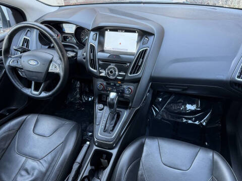 2017 Ford Focus Titanium