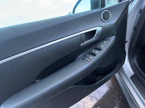 2023 Hyundai Sonata SE