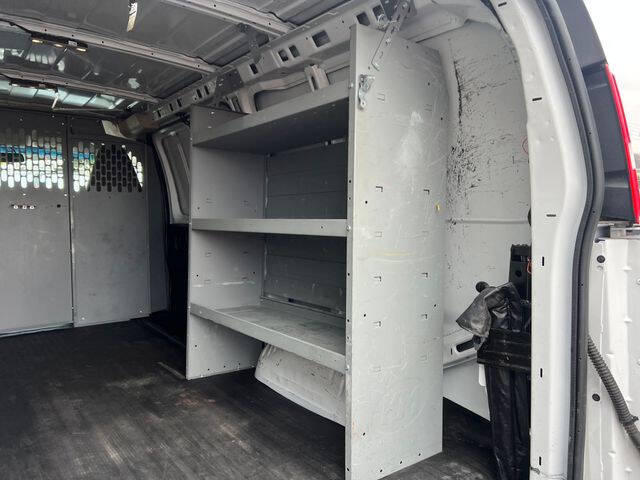 2021 Chevrolet Express 2500