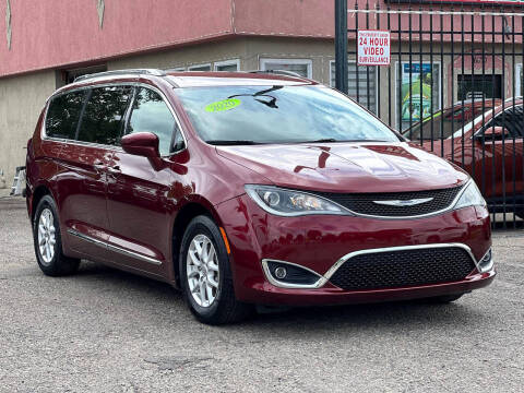 2020 Chrysler Pacifica Touring L