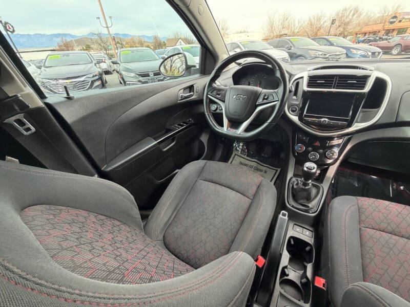 2018 Chevrolet Sonic LT Manual