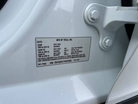 2023 Tesla Model Y Long Range