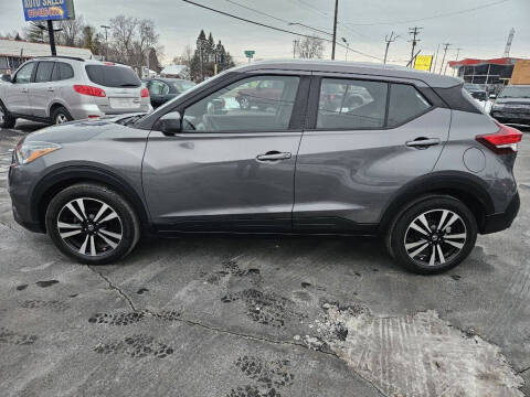 2019 Nissan Kicks S