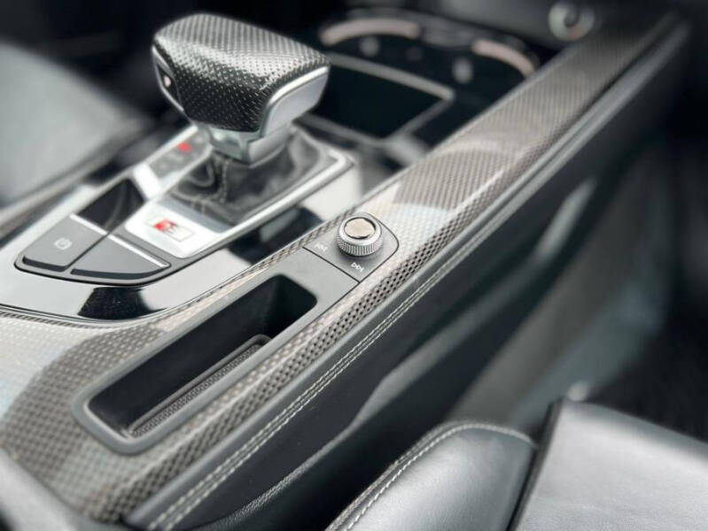 2023 Audi S4 3.0T quattro Premium Plus