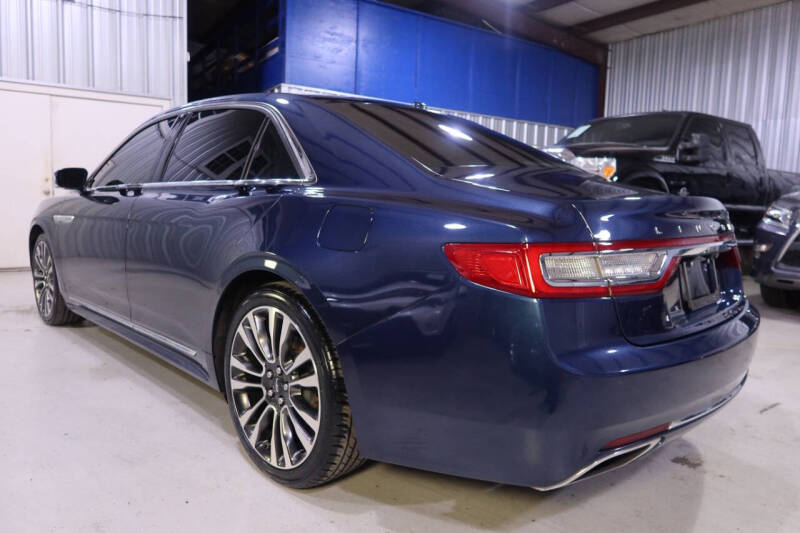 2017 Lincoln Continental Select