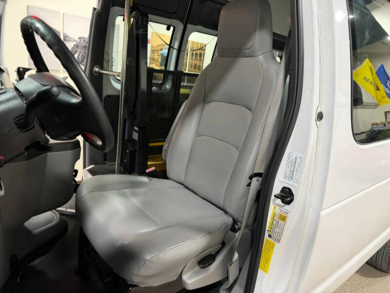 2014 Ford E-Series E-250