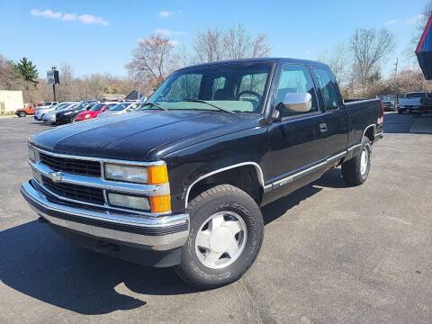 1998 Chevrolet C/K 1500 Series for sale at Cruisin' Auto Sales in Madison IN