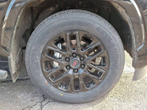 2023 Toyota Sequoia SR5