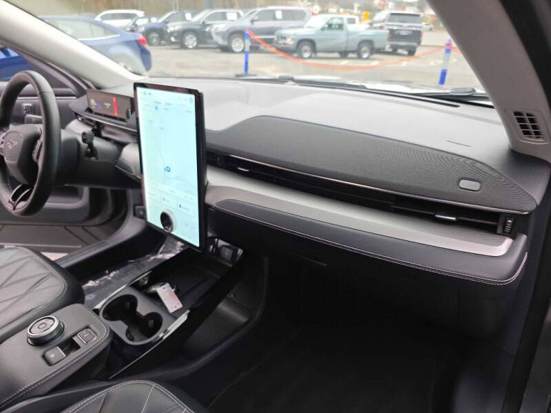 2021 Ford Mustang Mach-E Select