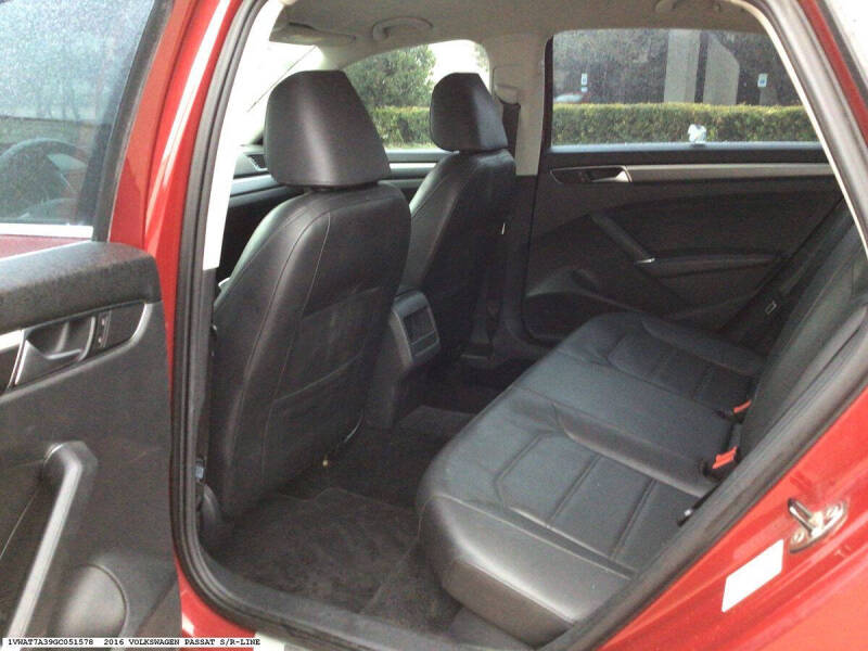 2016 Volkswagen Passat